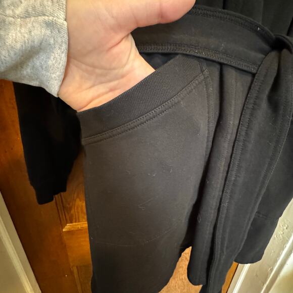 Savage‎ X Fenty Forever Savage Short Hooded Robe XL/1X Rihanna Black Lime Green - Picture 3 of 16